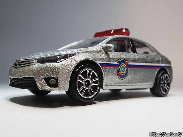 マジョレットのエマージェンシーコレクション カローラ アルティスはタイ警察仕様パトカー 車 ３ 轟car3