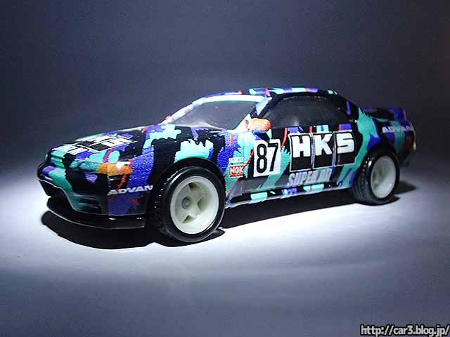 HKS ホットウィールミニカー3台セット　スカイライン　GTR HKSカラーのホットウィール・オープントラックの日産